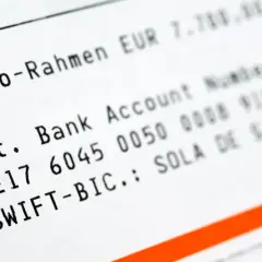 Numer konta bankowego i SWIFT-BIC. To konto jest międzynarodowe.