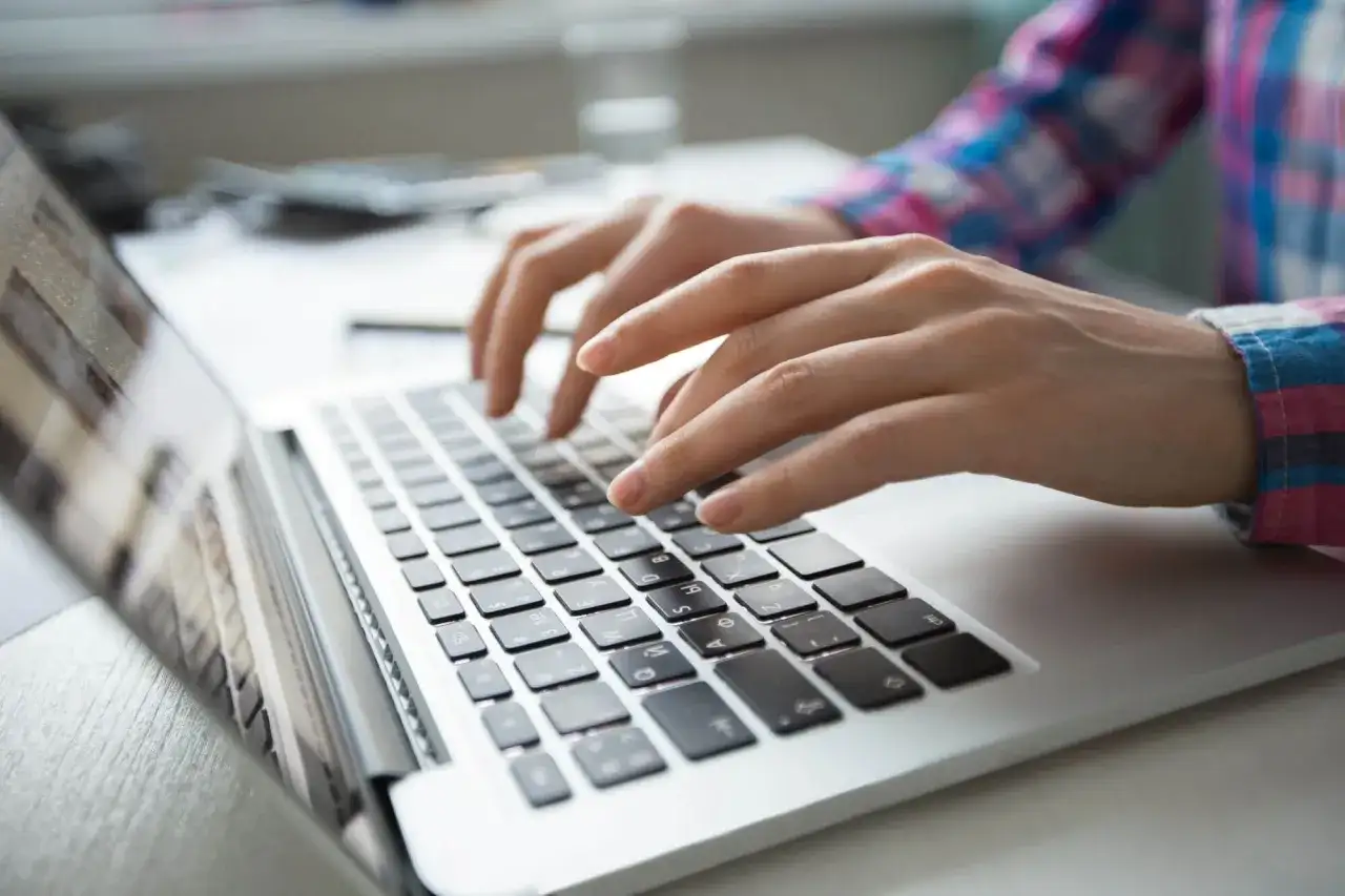Gdzie zgłosić oszustwo sklepu internetowego? Co zrobić najpierw